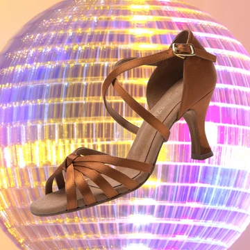 Capezio Julia SA4000W sötét óarany női salsa cipő 6,4 cm sarokkal, nyitott orrú, keresztpántos kialakítással.