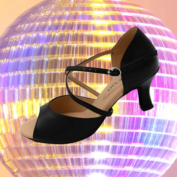 Capezio Eva SA501 sötét fekete női salsa cipő 6,4 cm sarokkal, nyitott orrú, keresztpántos kialakítással.